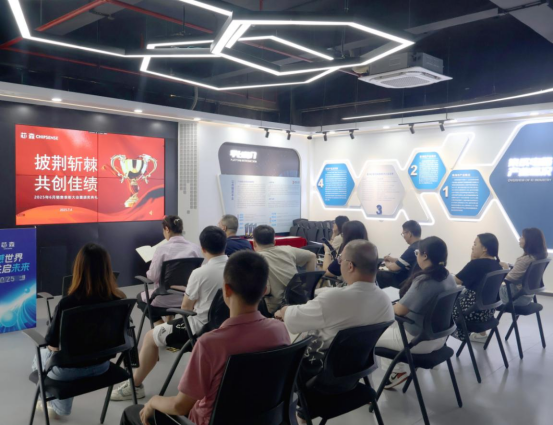 披荆斩棘 共创佳绩 | 开云手机站官方端网站登录入口2025年6月销售表彰大会暨颁奖典礼圆满落幕